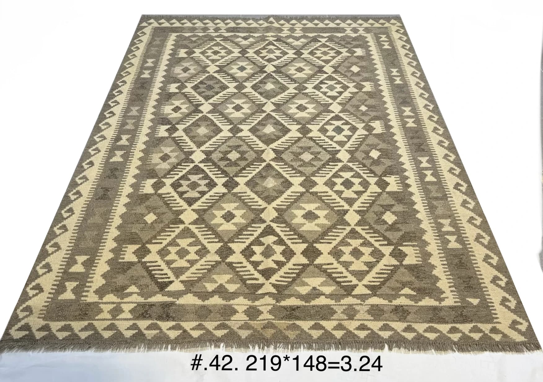 Neutral Diamond Kilim — Flat‑Woven Tribal Rug